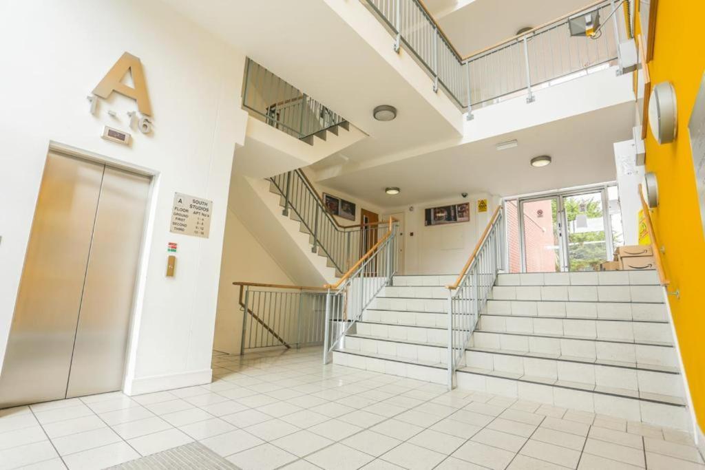 Diamond Apartment Belfast Esterno foto